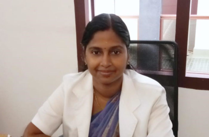 Docteur Deepa, médecin ayurvedique